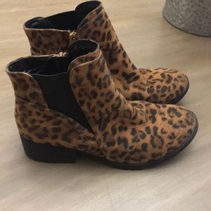 Kids Leopard Booties
